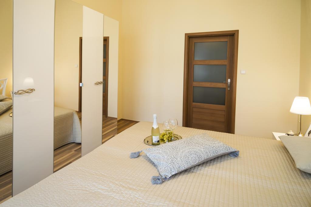 Apartment Za Poricskou Branou Prague Extérieur photo